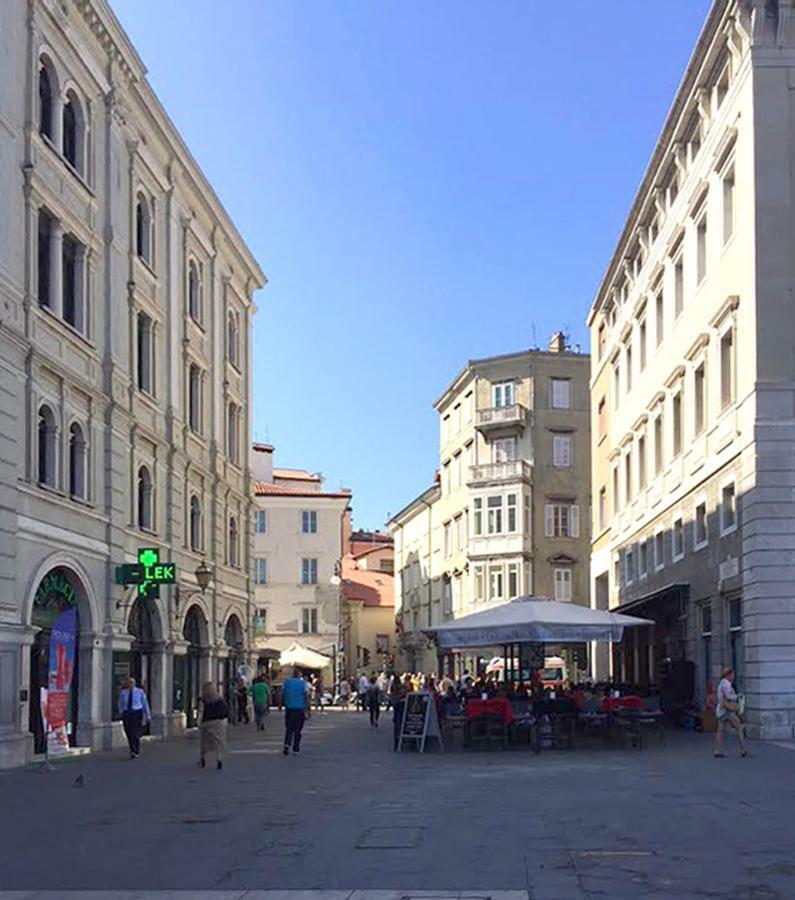 La Porta Bianca Apartment Trieste Ngoại thất bức ảnh